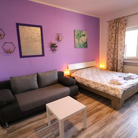 Appartamento Charming Cozy Studio - Old Town - Free Minibar Bucarest Esterno foto