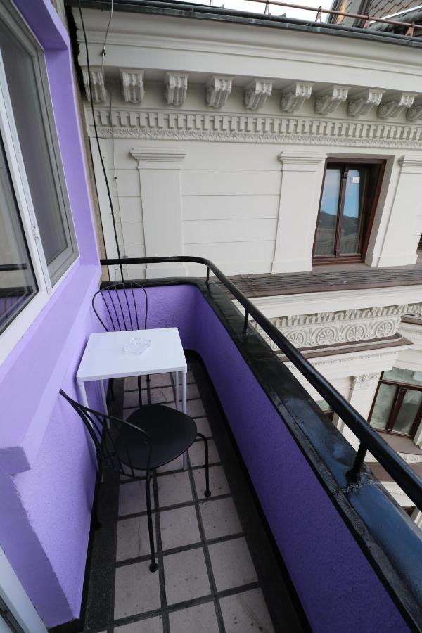 Appartamento Charming Cozy Studio - Old Town - Free Minibar Bucarest Esterno foto