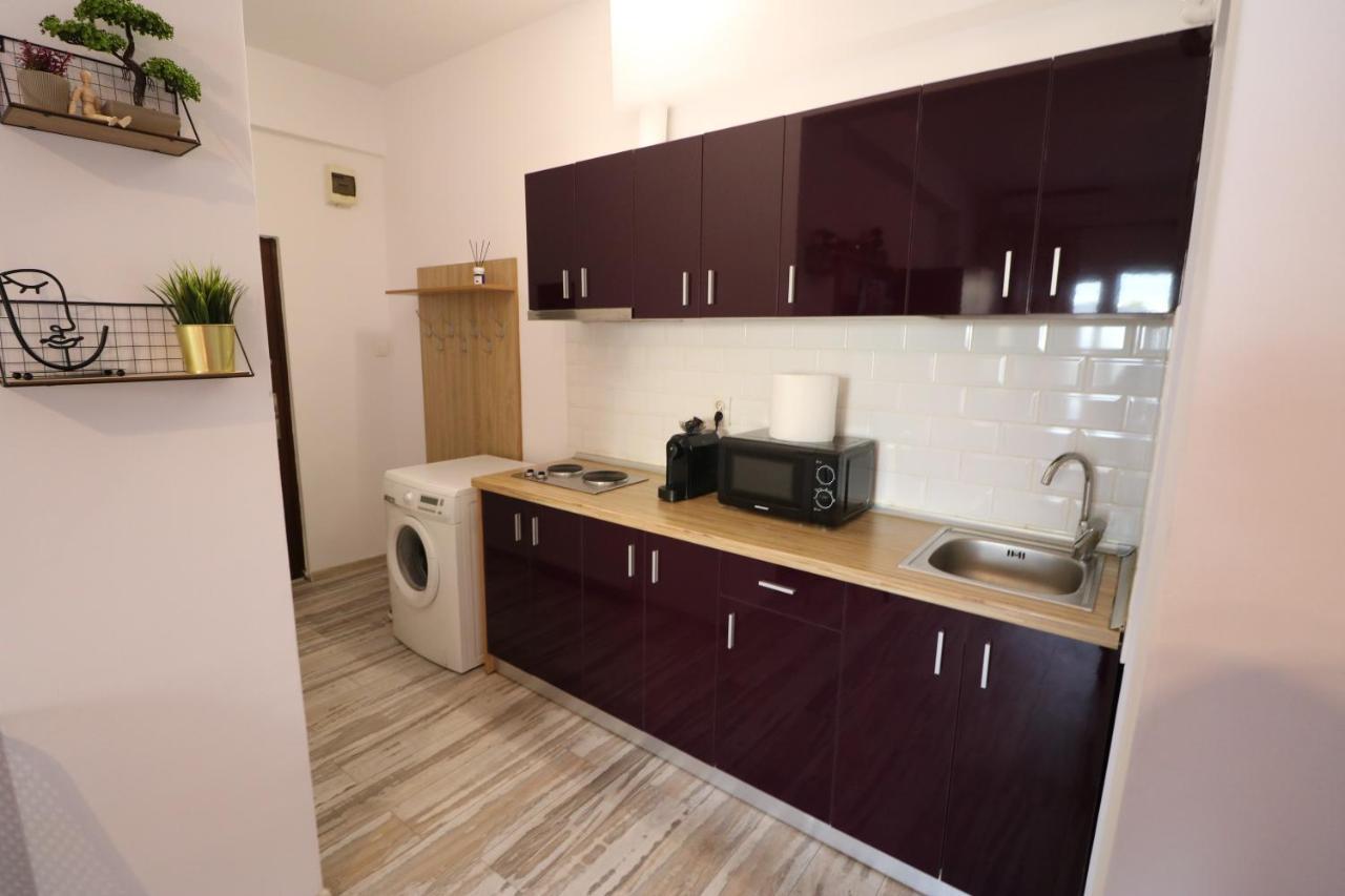 Appartamento Charming Cozy Studio - Old Town - Free Minibar Bucarest Esterno foto