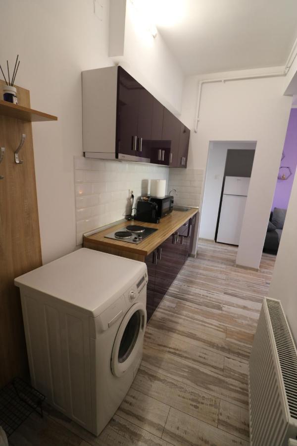 Appartamento Charming Cozy Studio - Old Town - Free Minibar Bucarest Esterno foto