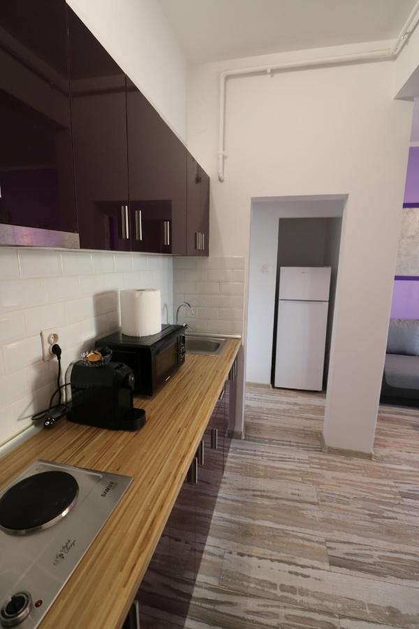 Appartamento Charming Cozy Studio - Old Town - Free Minibar Bucarest Esterno foto