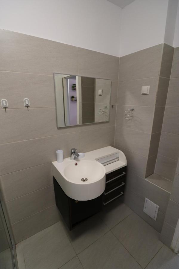 Appartamento Charming Cozy Studio - Old Town - Free Minibar Bucarest Esterno foto